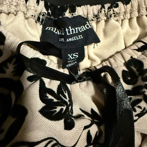 Mixed Threads Black Floral Cream Blouse - Picture 2 of 3